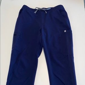 FIGS x Navy Yola Skinny Scrub Pant